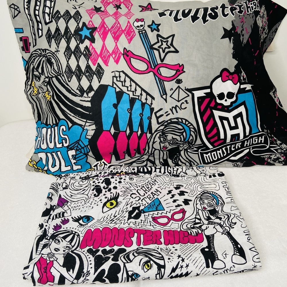 Monster High Dolls Ghouls Rule Twin Flat Bed Sheet  Pillowcase 2012 Cotton Blend